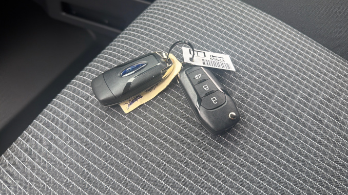 Ford Transit Courier Diesel 1.5 EcoBlue Trend Van - Image 20